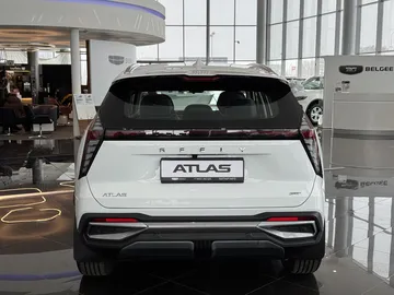 Купить Geely Atlas, II Белый 2.0 AT (200 л.с.) 4WD от 3070990 ₽. в Балаково