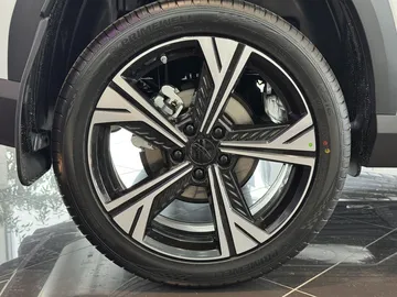 Купить Geely Cityray Белый 1.5 AMT (147 л.с.) от 2324990 ₽. в Балаково